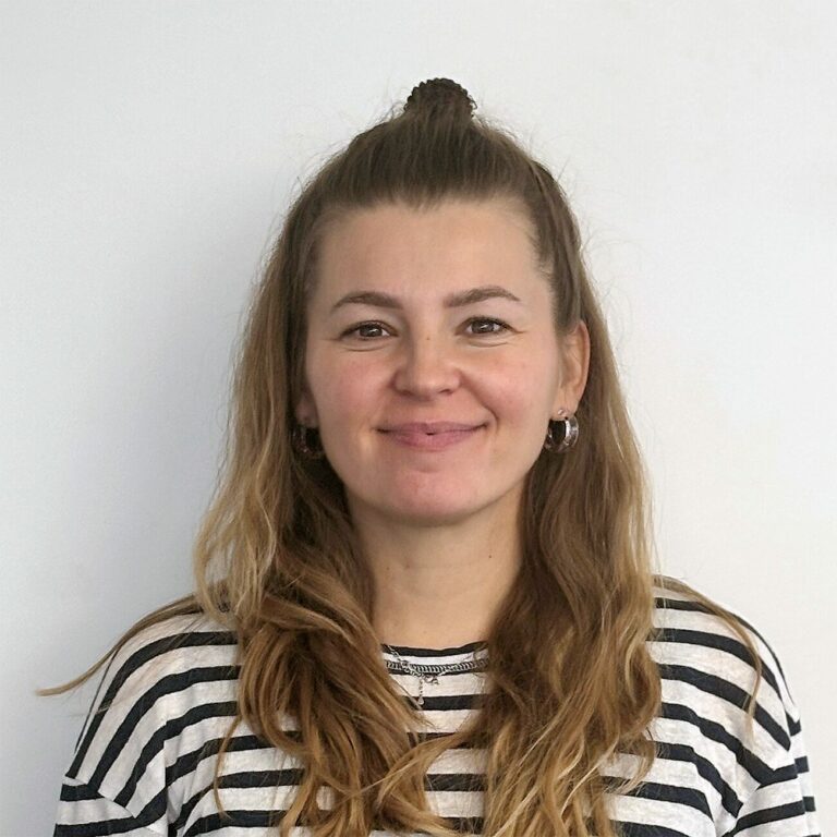 Anita Dordic, Team AXO